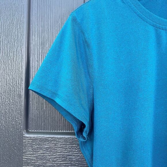 Land’s End Women Athletic Relaxed Fit Top size Small - Picture 4 of 5